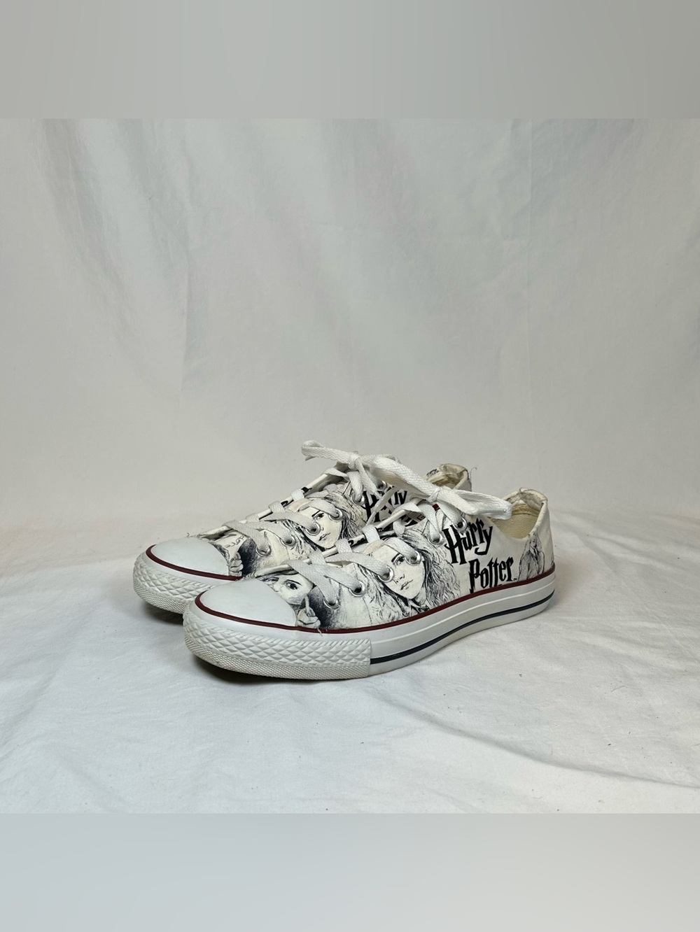 Converse All Star White Unisex Harry Potter Low Top Sneakers~M-7/W-9~